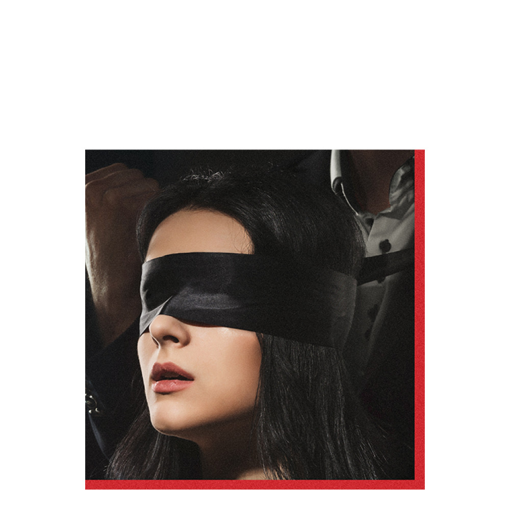 Лента на глаза Noir Blindfold шелковистая, черная, 137 см х 7.6 см, фото №3 — секс шоп Украина, NO TABOO