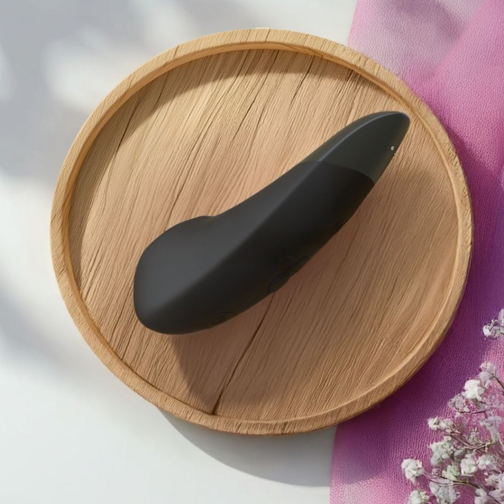 Клиторальный стимулятор 2 в 1 Womanizer Enhance Black вакуумная стимуляция и вибрация, черный фото №33 — секс игрушки: Украина, NO TABOO