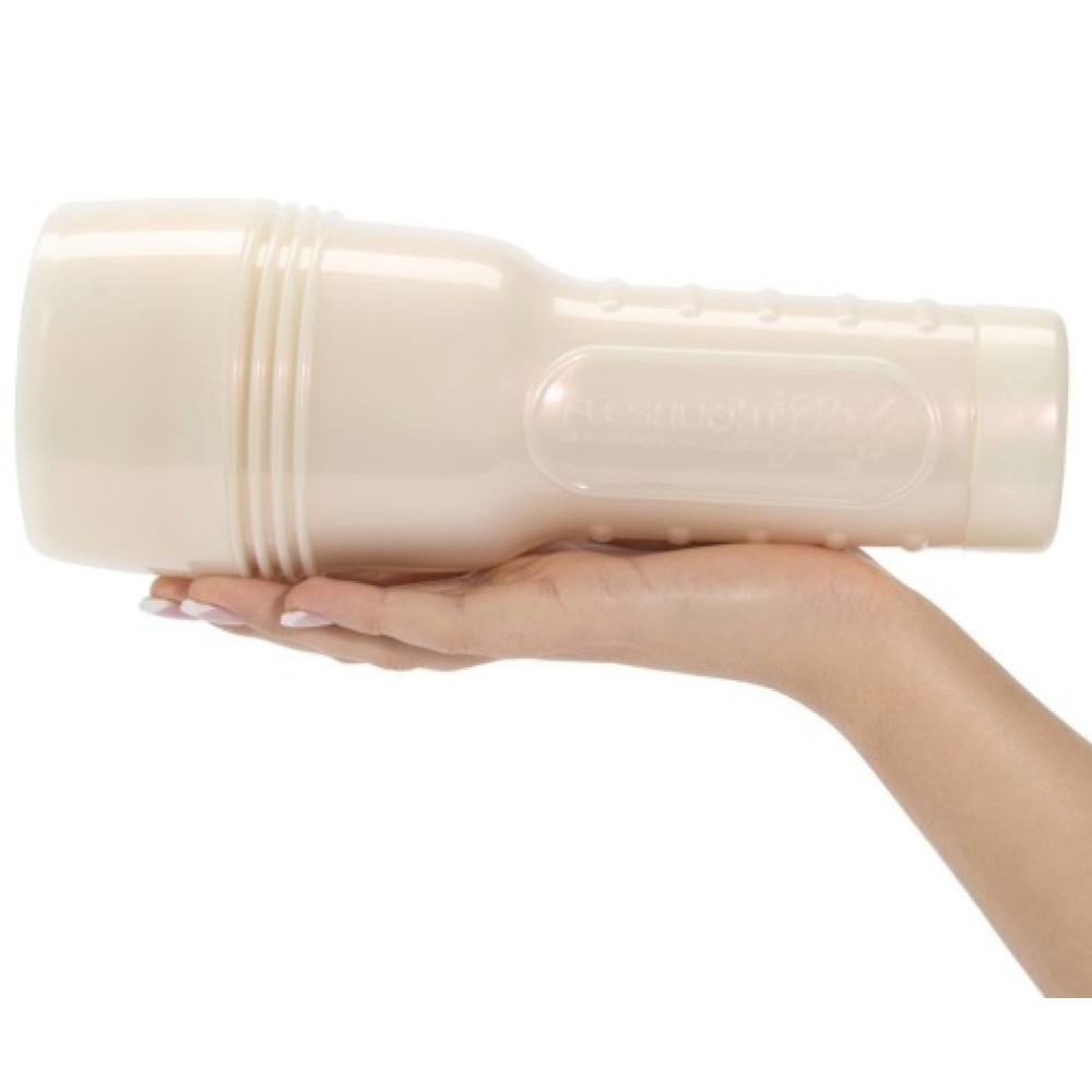 Мастурбатор вагина из киберкожи в колбе Fleshlight Girls Eliza Ibarra Ethereal, бежевый, 24.8 см фото №6 — секс игрушки: Украина, NO TABOO