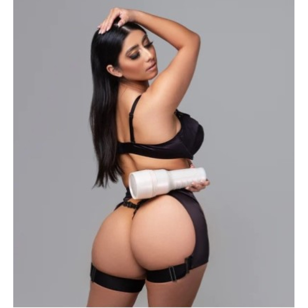 Мастурбатор вагина из киберкожи в колбе Fleshlight Girls Violet Myers Waifu, бежевый, 24.8 см фото №6 — секс игрушки: Украина, NO TABOO