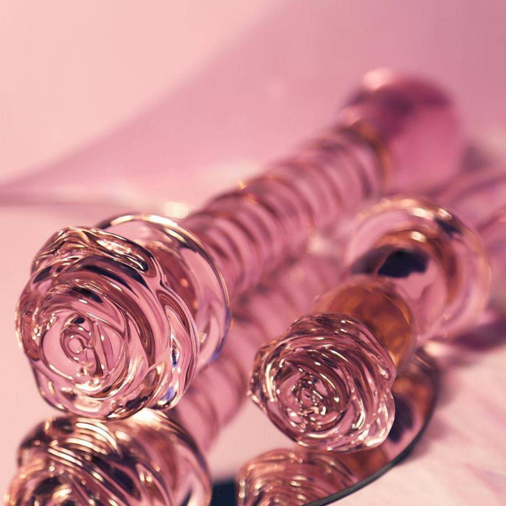 Стеклянный фаллоимитатор для точки G Dreamtoys Glaze Glass Rosebud розовый, 22.8 х 4 см фото №8 — секс игрушки: Украина, NO TABOO