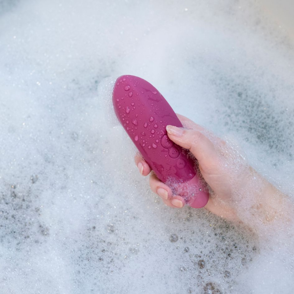 Вибратор бесшумный Womanizer Vibe Dusky Pink для клитора, розовый, 14.5 см х 4.3 см фото №23 — секс игрушки: Украина, NO TABOO