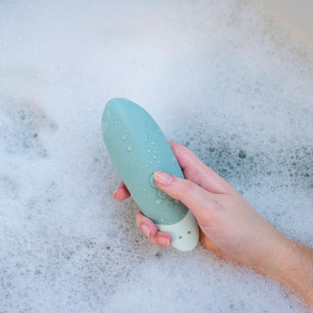 Вибратор бесшумный Womanizer Vibe Sage для клитора, зеленый, 14.5 см х 4.3 см фото №26 — секс игрушки: Украина, NO TABOO