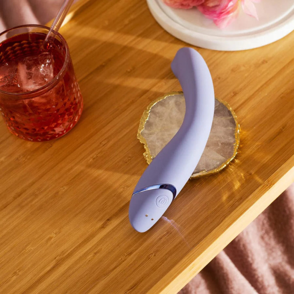 Вибратор для точки G Womanizer OG Lilac с волновой стимуляцией, лиловый, 17.6 х 3.9 см фото №19 — секс игрушки: Украина, NO TABOO