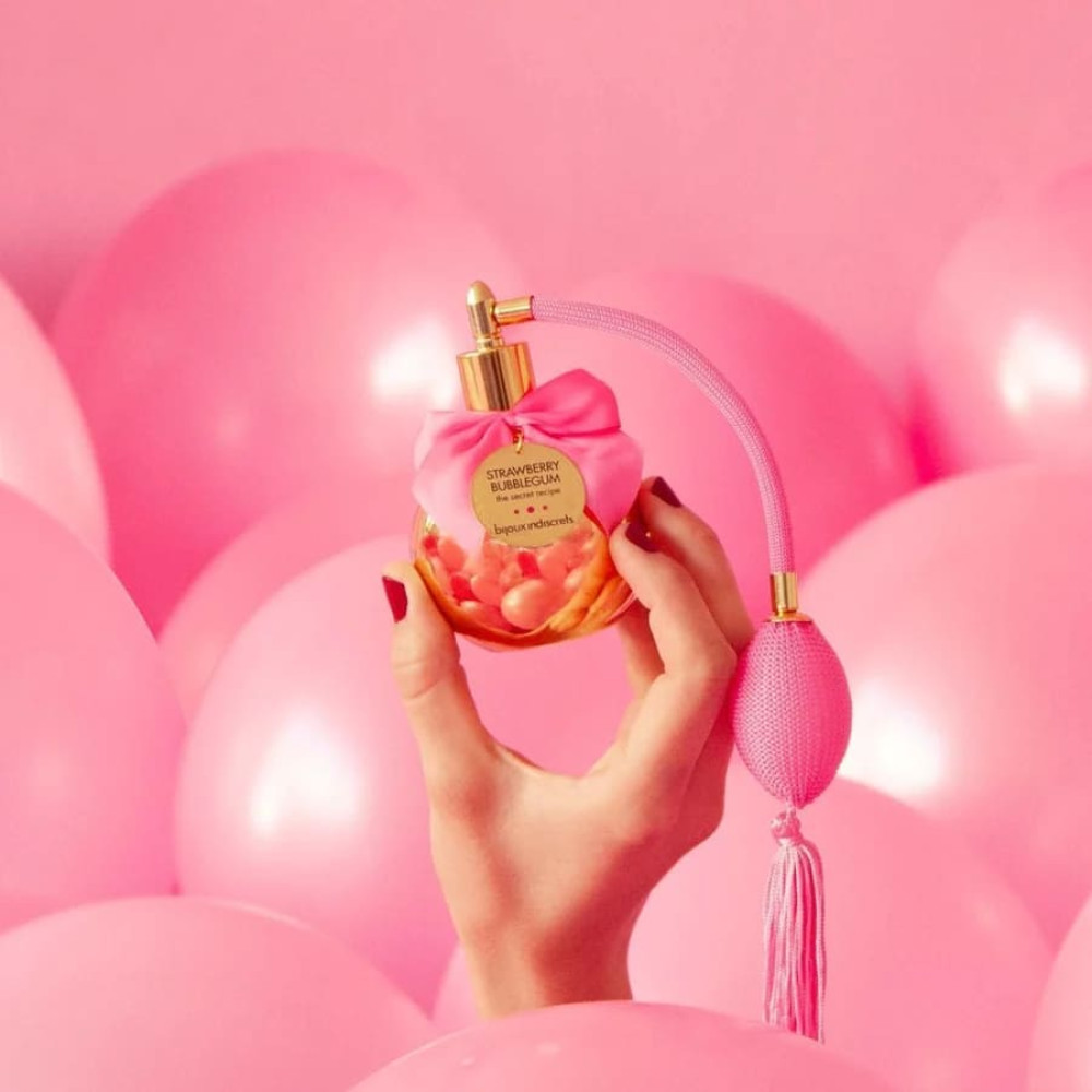 Парфюм для тела с феромонами и ароматом жвачки Bijoux Indiscrets Bubblegum, 100 мл, фото №3 — секс шоп Украина, NO TABOO