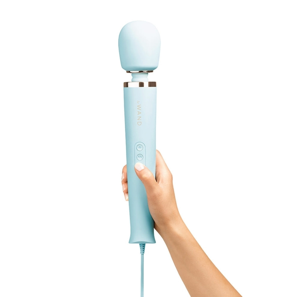 Вибратор-микрофон с кабелем Le Wand Plug-In, силиконовый, голубой, 34 х 6 см фото №4 — секс игрушки: Украина, NO TABOO