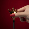 Вагинальные шарики The Chess Queen UPKO The Chess Collection металлические, черно-золотые, 22 х 2.5 см фото №4 — секс игрушки: Украина, NO TABOO