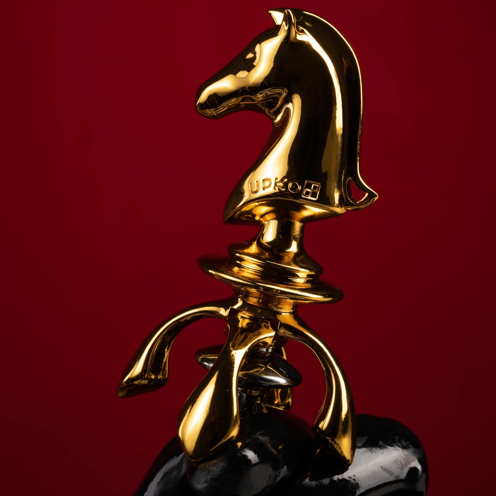 Уретральный катетер в виде шахматной фигуры Knight The Chess UPKO The Chess Collection с двумя насадками, металл, серебряно-золотой, фото №5 — секс шоп Украина, NO TABOO