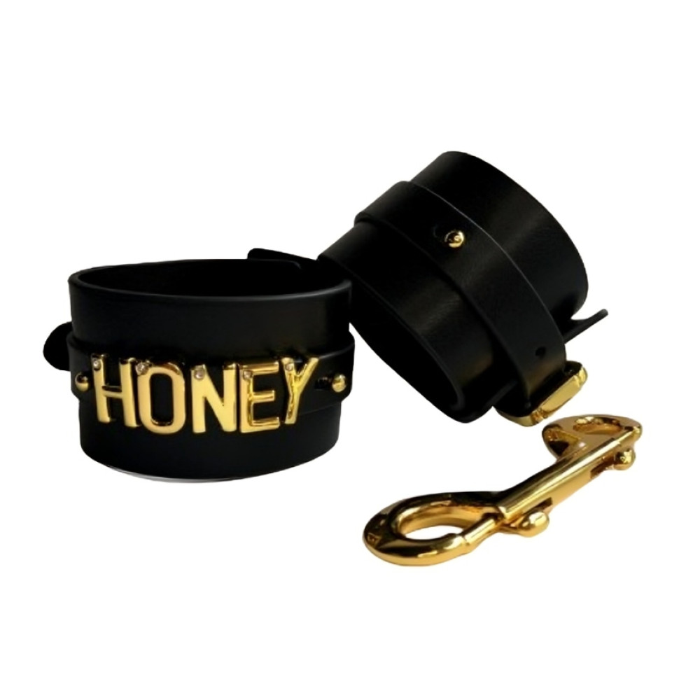 Наручники с надписью Honey от UPKO, из натуральной кожи, черные с золотой фурнитурой, фото №0 — секс шоп Украина, NO TABOO