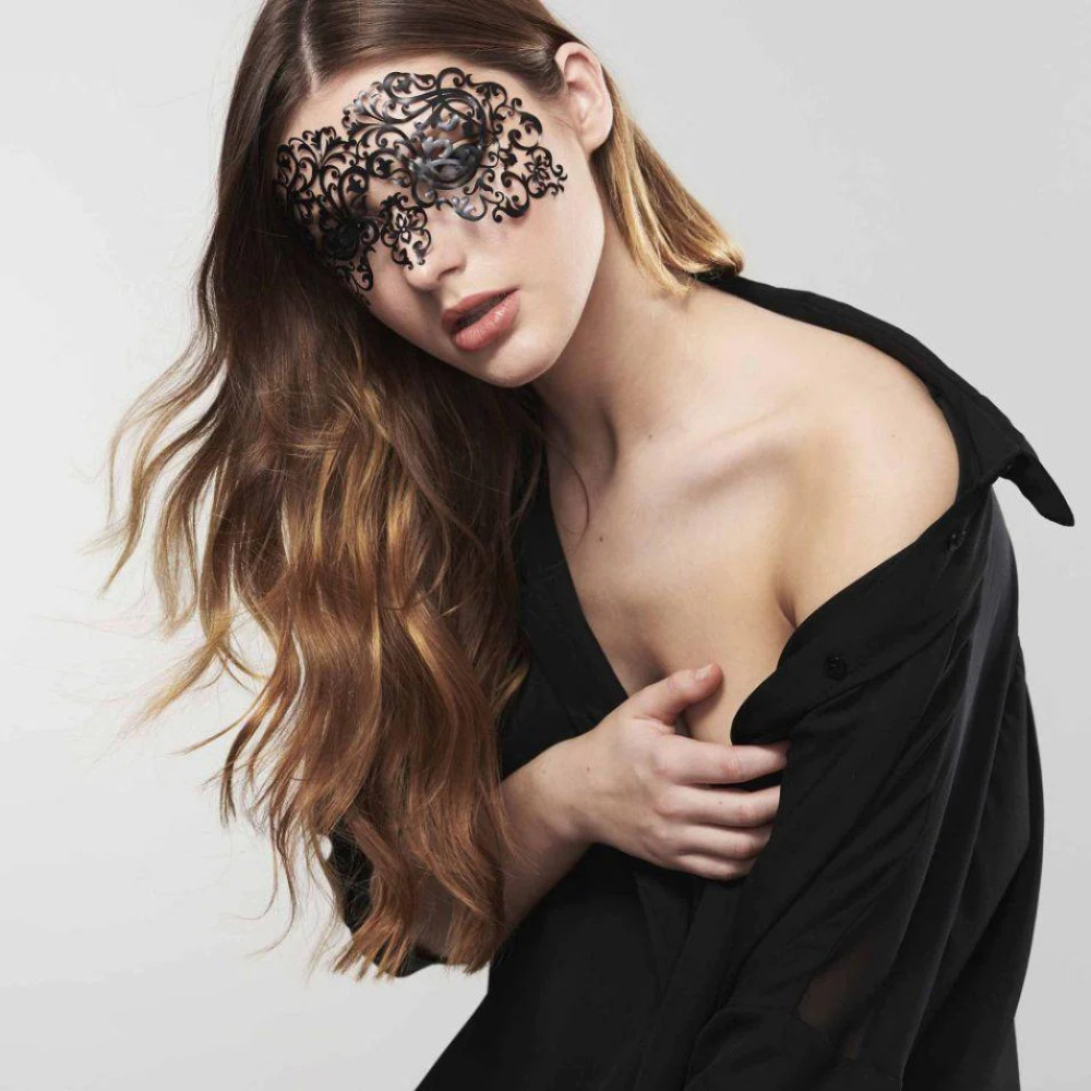 Самоклеящаяся виниловая маска Dalila Bijoux Indiscrets, черная, One Size, фото №4 — секс шоп Украина, NO TABOO