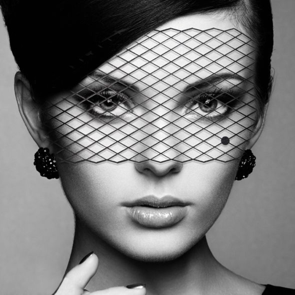 Самоклеящаяся виниловая маска Louise Bijoux Indiscrets, черная, One Size, фото №4 — секс шоп Украина, NO TABOO