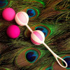 Шарики Gvibe Geisha Balls 2 для тренировки интимных мышц, розовые, 17 х 3 см фото №6 — секс игрушки: Украина, NO TABOO