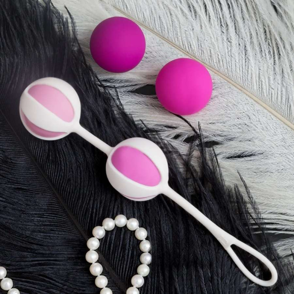 Шарики Gvibe Geisha Balls 2 для тренировки интимных мышц, розовые, 17 х 3 см фото №8 — секс игрушки: Украина, NO TABOO