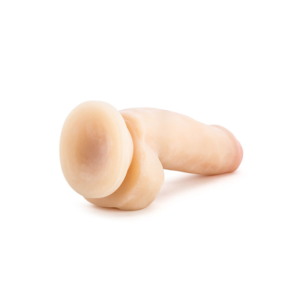 Фаллоимитатор из киберкожы Blush Au Naturel на присоске, бежевый, 17.7 х 5 см фото №4 — секс игрушки: Украина, NO TABOO