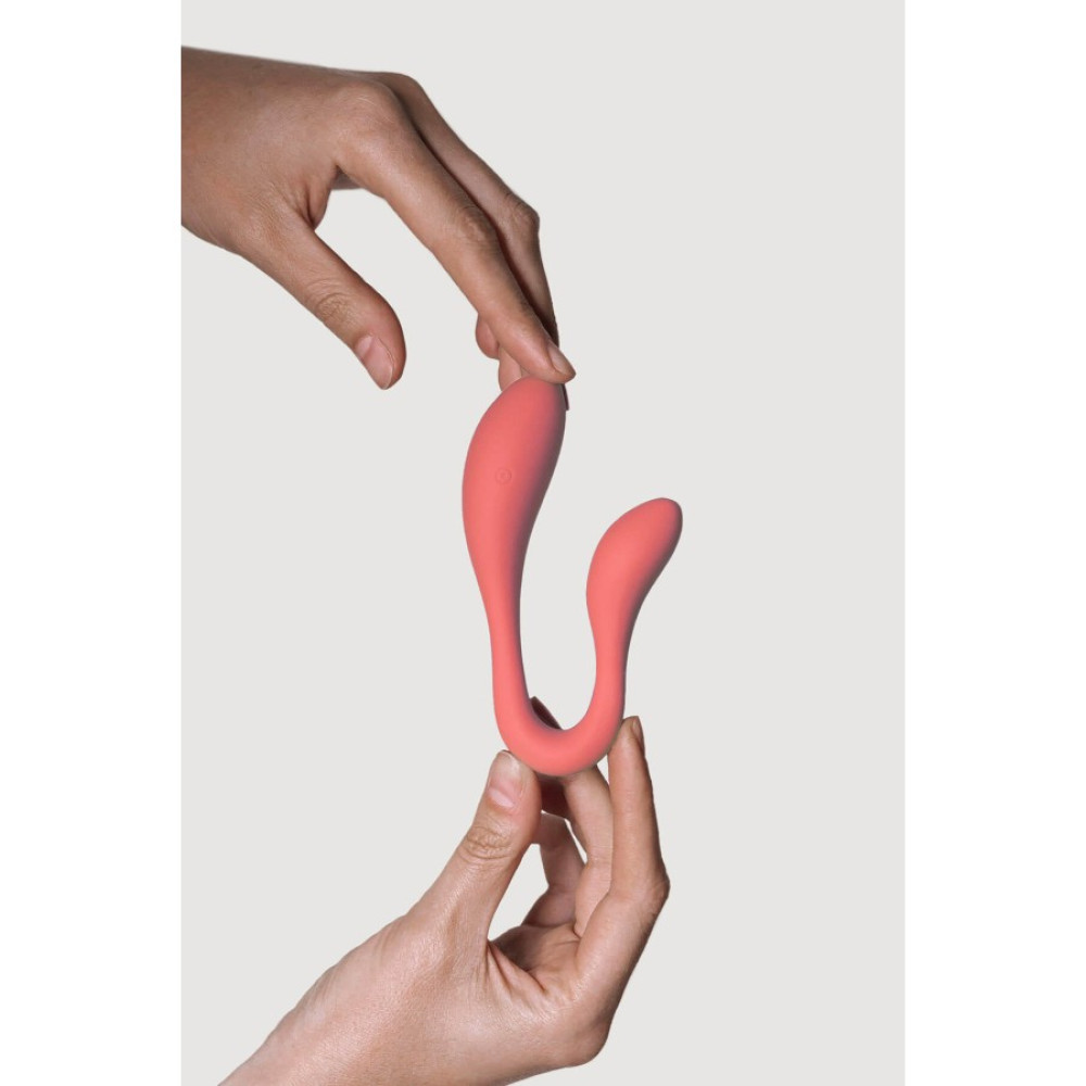 Вибратор для пар Adrien Lastic Couple Secrets 2 с управлением через приложение, розовый, 10.8 х 3.5 см фото №4 — секс игрушки: Украина, NO TABOO