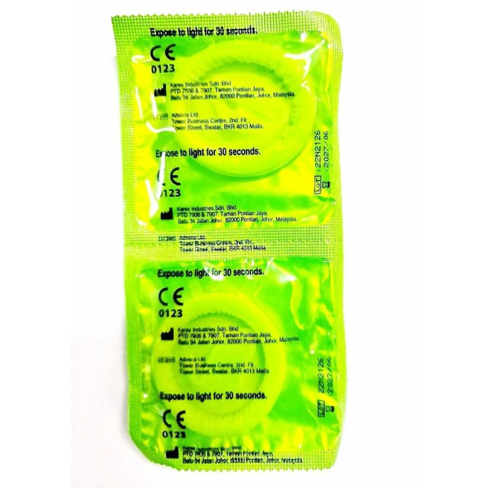 Презерватив Pasante Glow Condoms светящийся в темноте, 53 мм, 1 шт, фото №2 — секс шоп Украина, NO TABOO