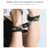 Силиконовые наручники Roomfun на застёжке, чёрные, 24 х 2.8 см, фото №10 — секс шоп Украина, NO TABOO