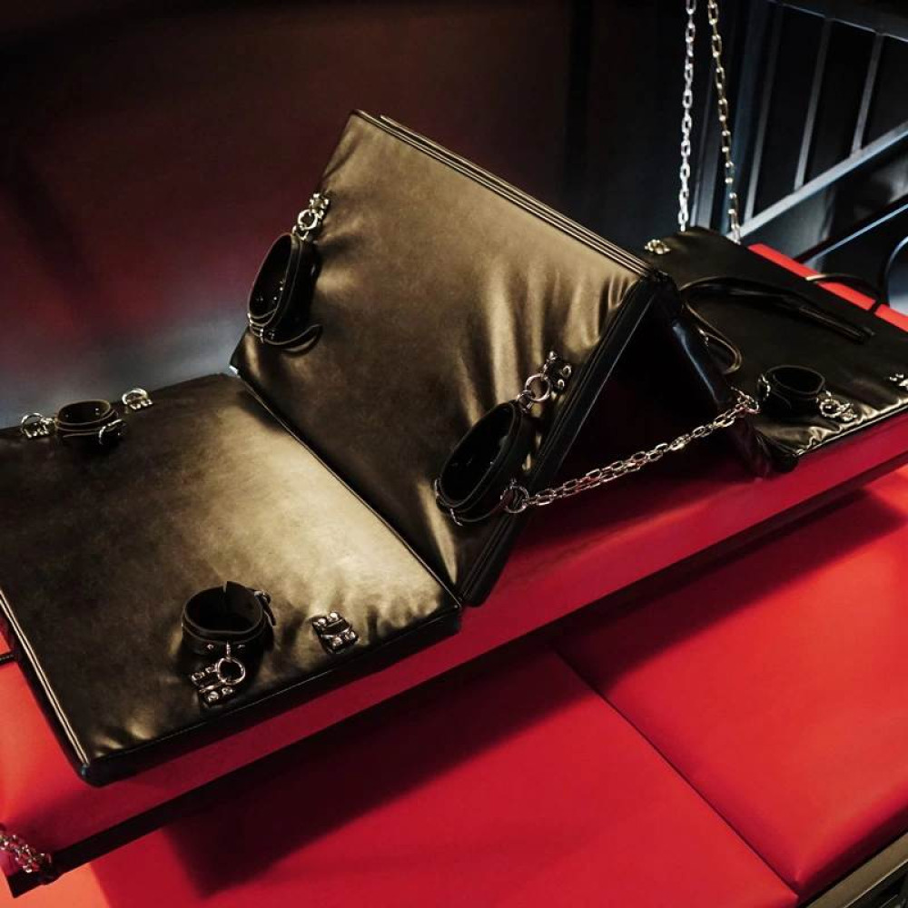 Складная доска для бондажа Bondage Board с фиксаторами для тела, чёрная, фото №14 — секс шоп Украина, NO TABOO