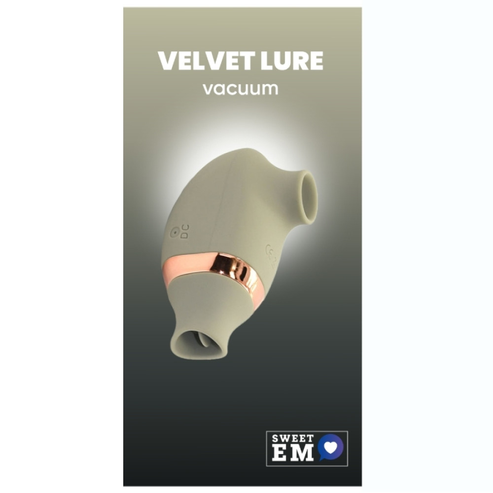 Вакуумный стимулятор клитора Sweet Em Vacuum с подвижным язычком, зеленый, 8.2 х 4.9 см фото №0 — секс игрушки: Украина, NO TABOO