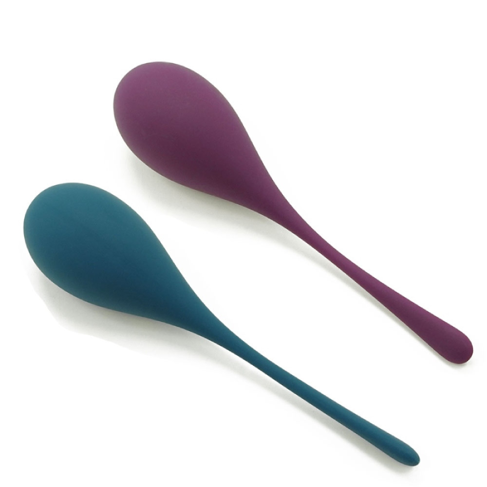 Тренажер Кегеля Sweet Em Kegel Ball с хвостиком, синий, 70 г, 14 х 3.3 см фото №6 — секс игрушки: Украина, NO TABOO