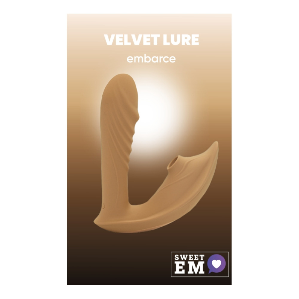 Вибратор Sweet Em Embrace с вакуумным стимулятором клитора, бежевй, 15.9 х 6.7 см фото №0 — секс игрушки: Украина, NO TABOO