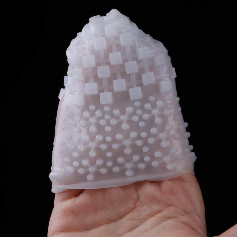 Мини мастурбатор DOU BAO ICE CUBE Pocket Genius с рельефом кубиков, белый, 8.2 х 5.2 см фото №10 — секс игрушки: Украина, NO TABOO