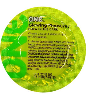 Набор презервативов One Glowing Pleasures светятся в темноте, латексные, 5 шт - No Taboo