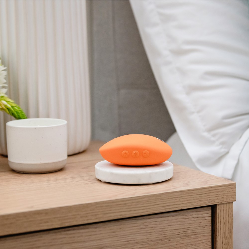 Вибратор для клитора We-Vibe Temp с функцией нагрева и охлаждения, оранжевый, 9.7 см фото №24 — секс игрушки: Украина, NO TABOO