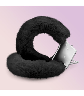 Наручники металлические Crushious Love Cuffs с искусственным черным мехом, серебристые - No Taboo
