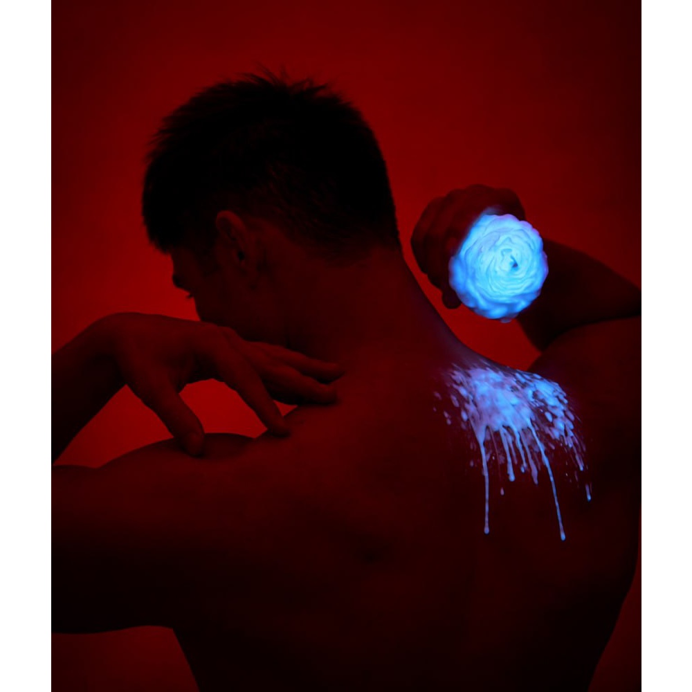 Свеча пион люминесцентная GlowKink 65 г, низкотемпературная, L, для БДСМ, голубая, фото №10 — секс шоп Украина, NO TABOO