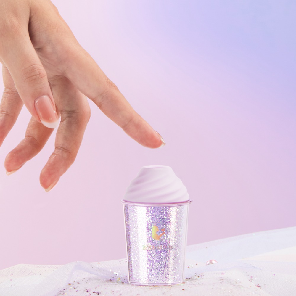 Вакуумний стимулятор в форме стаканчика с трубочкой BeYourLover Joy Cup сияющий лиловый, 9.1 х 4.6 см фото №24 — секс игрушки: Украина, NO TABOO