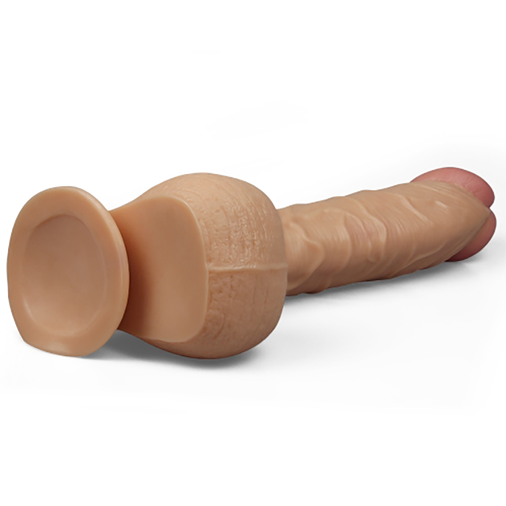 Фаллоимитатор гигантский реалистичный на присоске Lovetoy бежевый, 32 х 5.6 см фото №3 — секс игрушки: Украина, NO TABOO