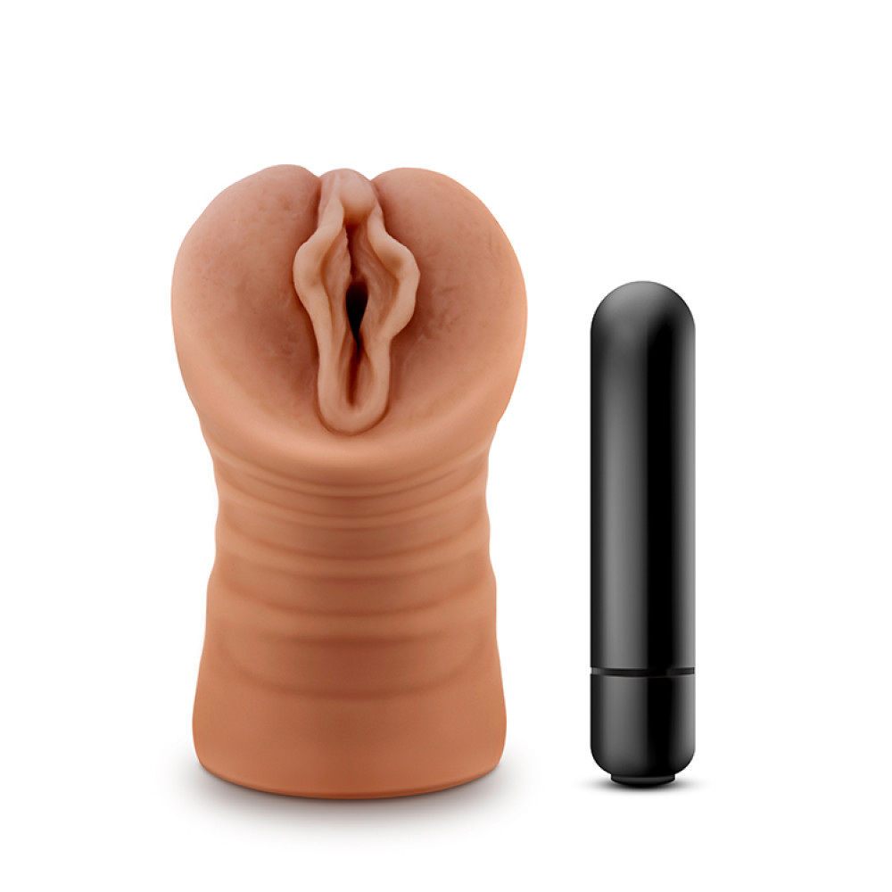 Мастурбатор-влагалище Blush M for Men с виброкулей, бежевый, 13.3 х 3.8 см фото №0 — секс игрушки: Украина, NO TABOO