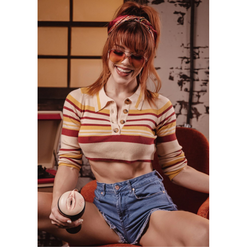 Мастурбатор вагина Kiiroo Feel Molly Stewart Stars Collection, 20 х 8.4 см фото №12 — секс игрушки: Украина, NO TABOO
