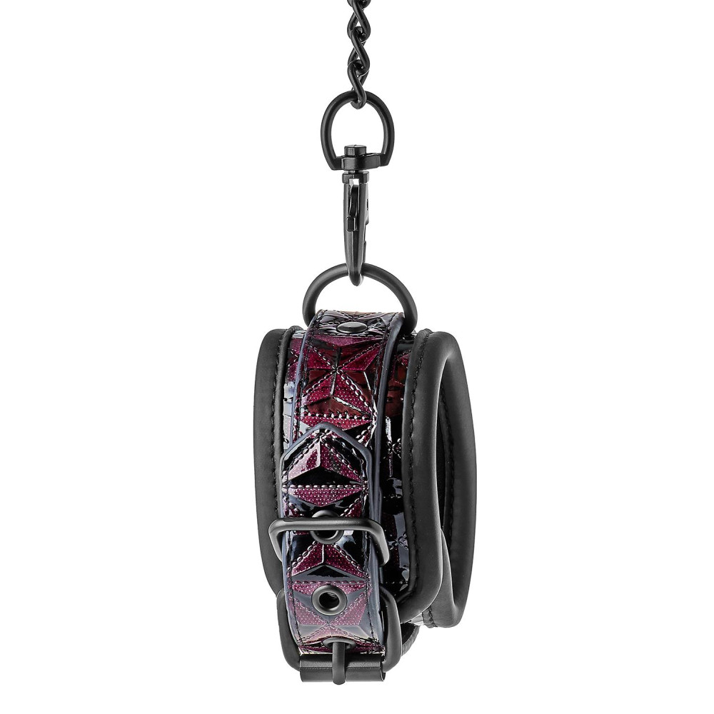 Наручники на цепочке Dreamtoys Blaze с фиолетовым тиснением, чёрные, 40 х 5 см, фото №5 — секс шоп Украина, NO TABOO