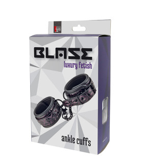 Наручники на цепочке Dreamtoys Blaze с фиолетовым тиснением, чёрные, 40 х 5 см - No Taboo