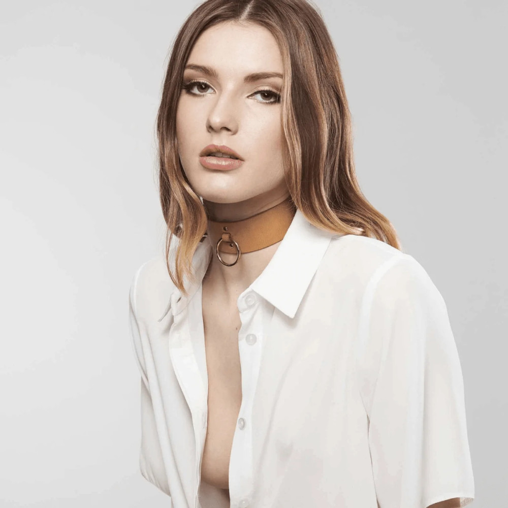 Ошейник с поводком Maze от Bijoux Indiscrets, коричневого цвета, фото №6 — секс шоп Украина, NO TABOO