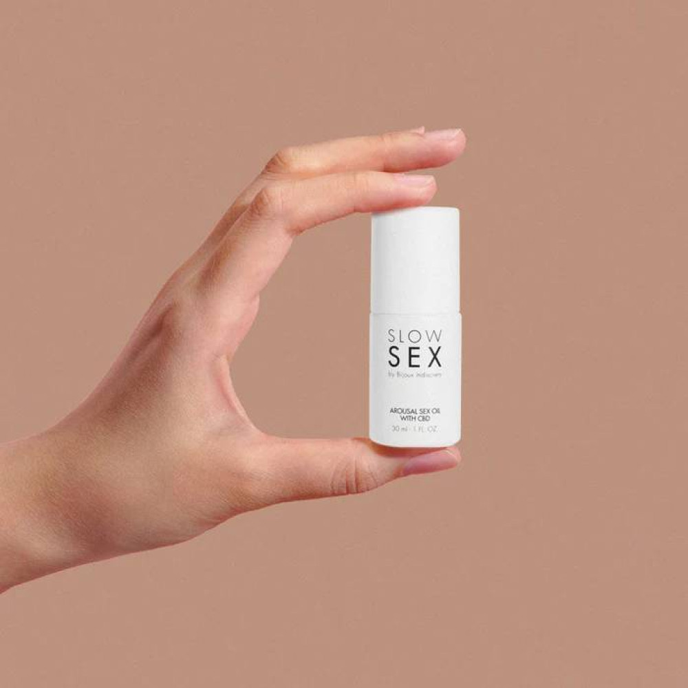 Масло для эротического массажа CBD Slow Sex Bijoux Indiscrets, 30 мл, фото №2 — секс шоп Украина, NO TABOO