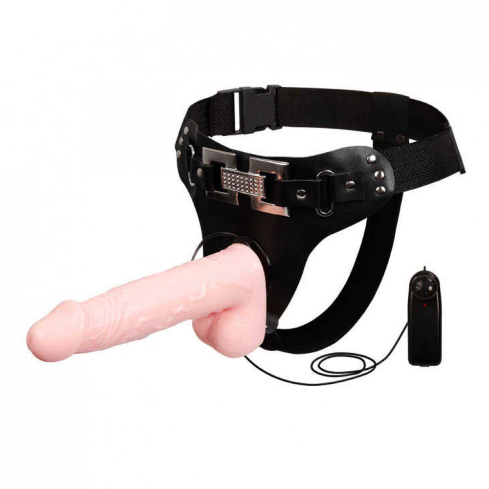 Страпон реалистичный с трусиками с вибрацией Vibrating Strap On Flesh фото №0 — секс игрушки: Украина, NO TABOO