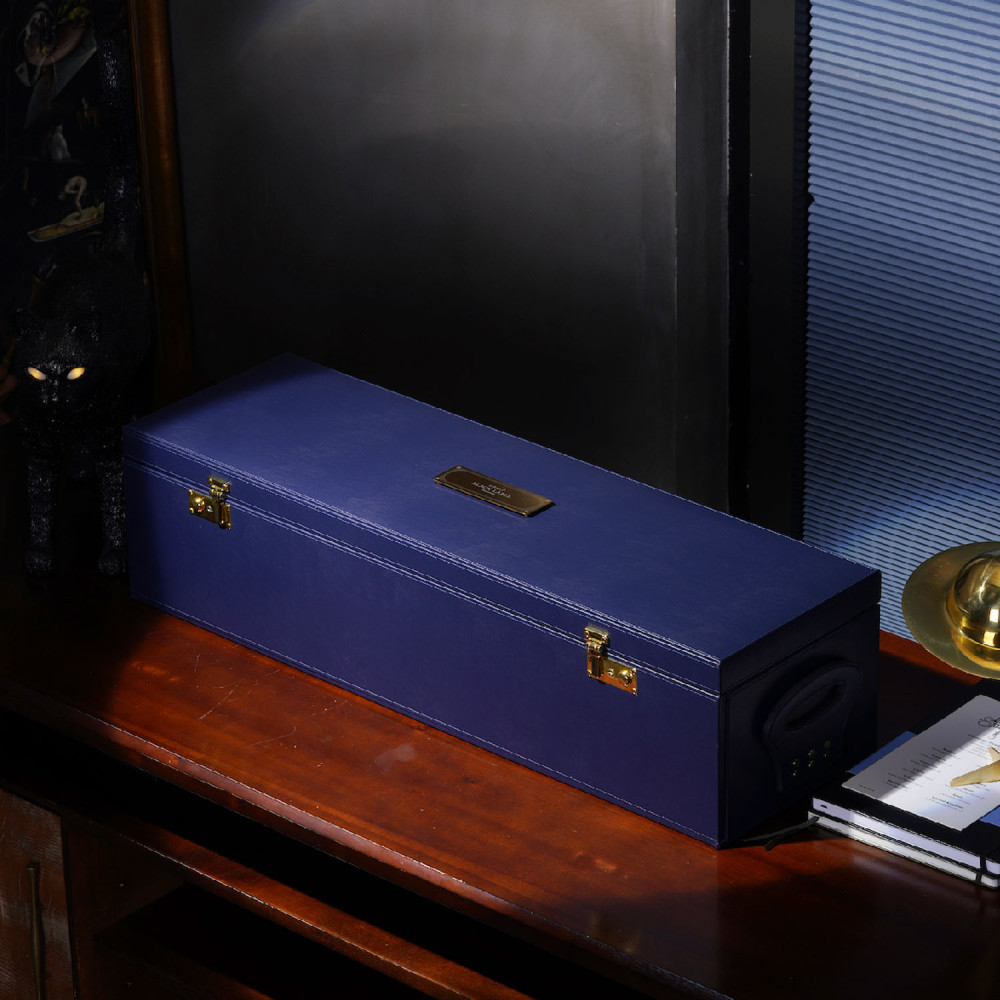 Чемодан БДСМ UPKO Black Label Deluxe Kit с роскошными девайсами из итальянской кожи, фото №11 — секс шоп Украина, NO TABOO