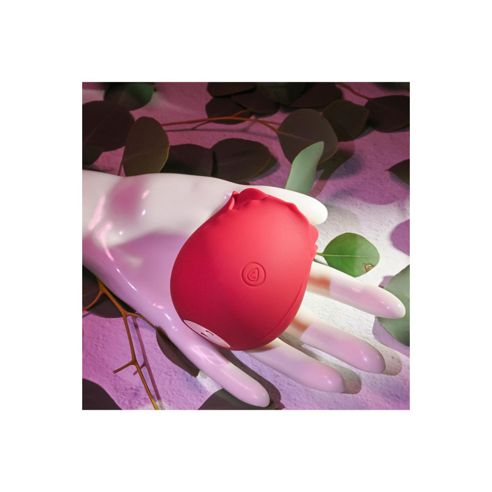 Вакуумный клиторальный стимулятор роза ADAM ET EVE EVE'S RAVISHING ROSE CLIT PLEASER фото №11 — секс игрушки: Украина, NO TABOO