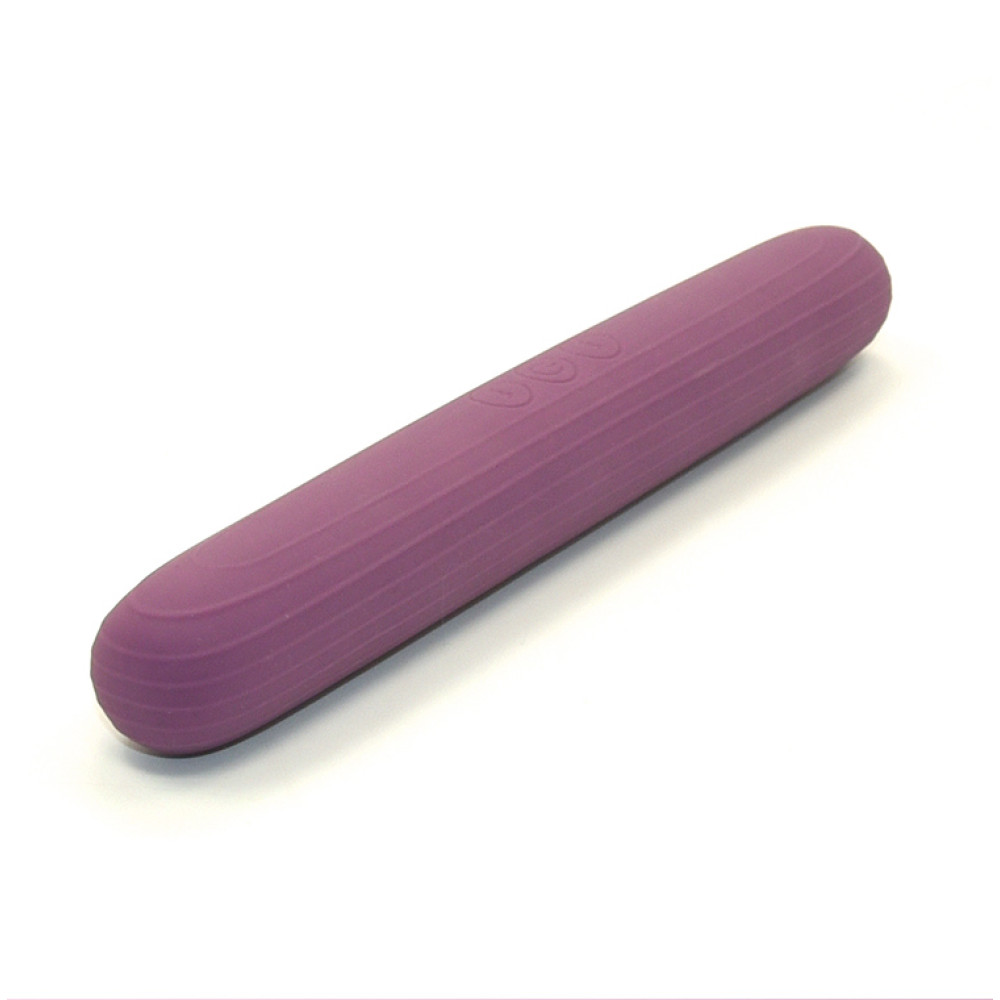 Вибратор двусторонний Sweet Em Dual Vibe силиконовый, фиолетовый, 22 х 3 см фото №3 — секс игрушки: Украина, NO TABOO