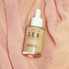 Мерцающее сухое масло для тела и волос Slow Sex by Bijoux Indiscrets Intimate Shimmer Oil с кокосовым ароматом, 30 мл, фото №3 — секс шоп Украина, NO TABOO